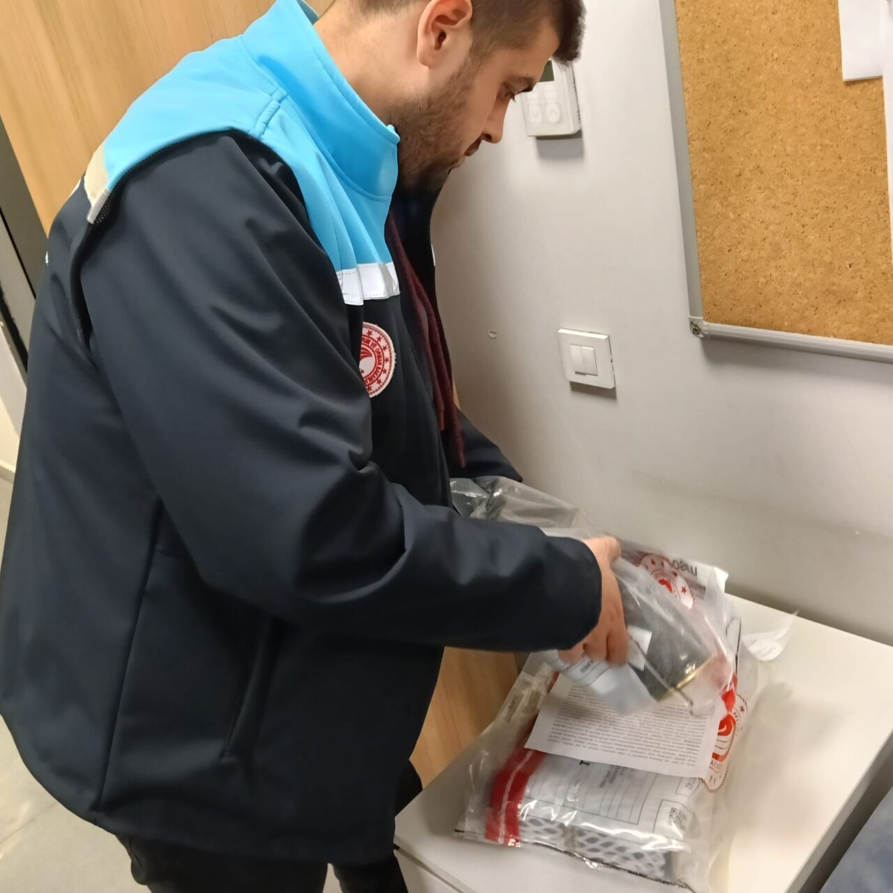 İstanbul Havalimanı’nda gerçekleştirilen denetimlerde, yasa dışı yollarla Türkiye’ye sokulmak istenen