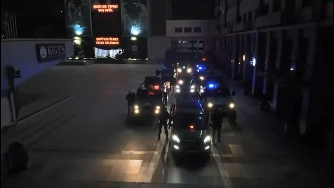 İstanbul ve Adana’da DEAŞ’ın Finans Ağına Operasyon: 10 gözaltı DEAŞ