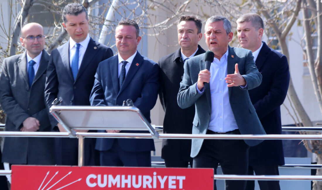 CHP Genel Başkanı Özgür Özel, "İran konusunda Türkiye'nin çok dikkatli,