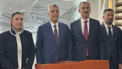 Ümit OKTAN/AĞRI, – TİCARET Bakanı Ömer Bolat, Körfez’deki savaşın, Doğu