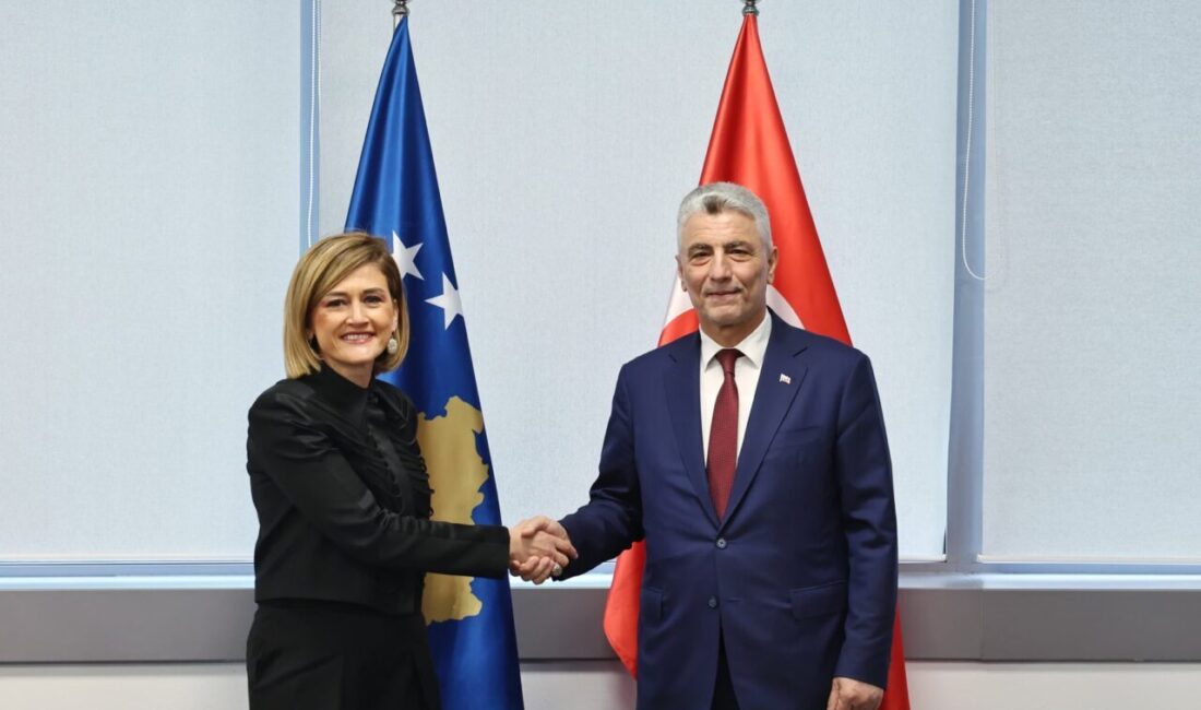 KOSOVA, – TİCARET Bakanı Ömer Bolat, resmi ziyaret kapsamında bulunduğu