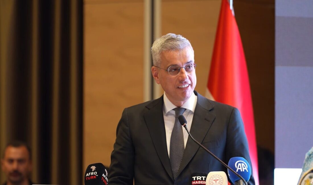 Umutcan ÖREN/ ANKARA, – SAĞLIK Bakanı Kemal Memişoğlu, “Afrika’ya bakışımız,