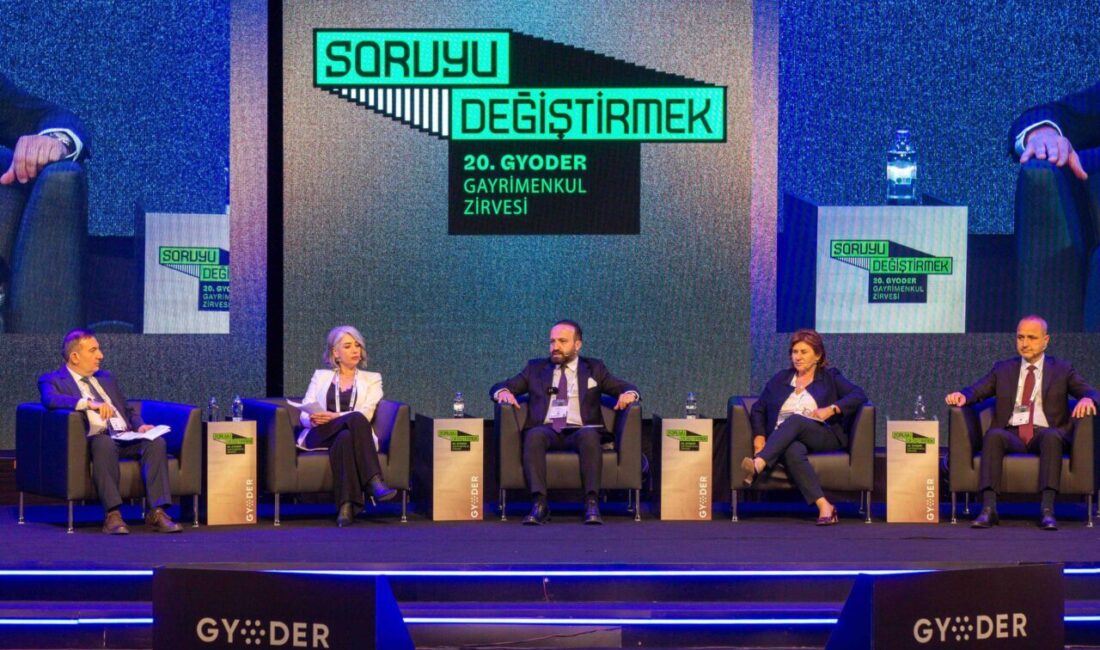 İZMİR, – GYODER Gayrimenkul Zirvesi’nde konuşan Folkart Genel Müdürü Metin