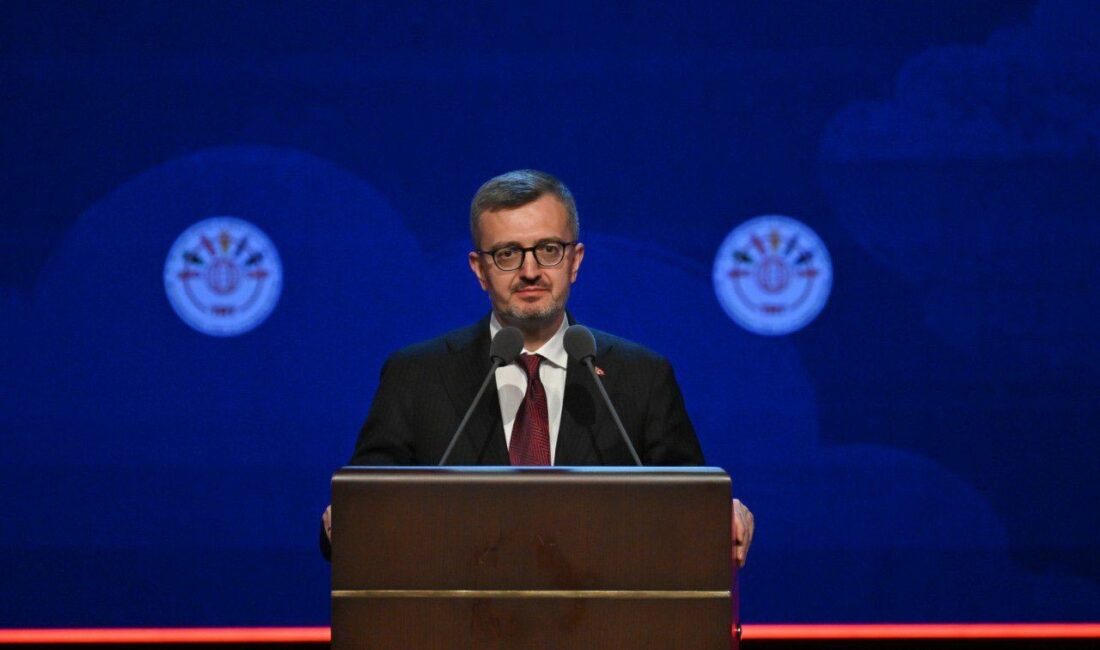 ANKARA, – İLETİŞİM Başkanı Burhanettin Duran, “Barış mümkündür. Kardeşlik mümkündür.