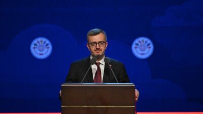 ANKARA, – İLETİŞİM Başkanı Burhanettin Duran, “Barış mümkündür. Kardeşlik mümkündür.