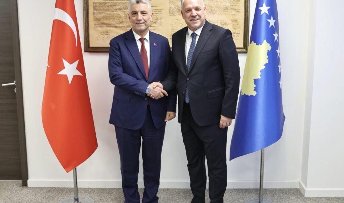 KOSOVA, – TİCARET Bakanı Ömer Bolat, resmi ziyaret kapsamında bulunduğu
