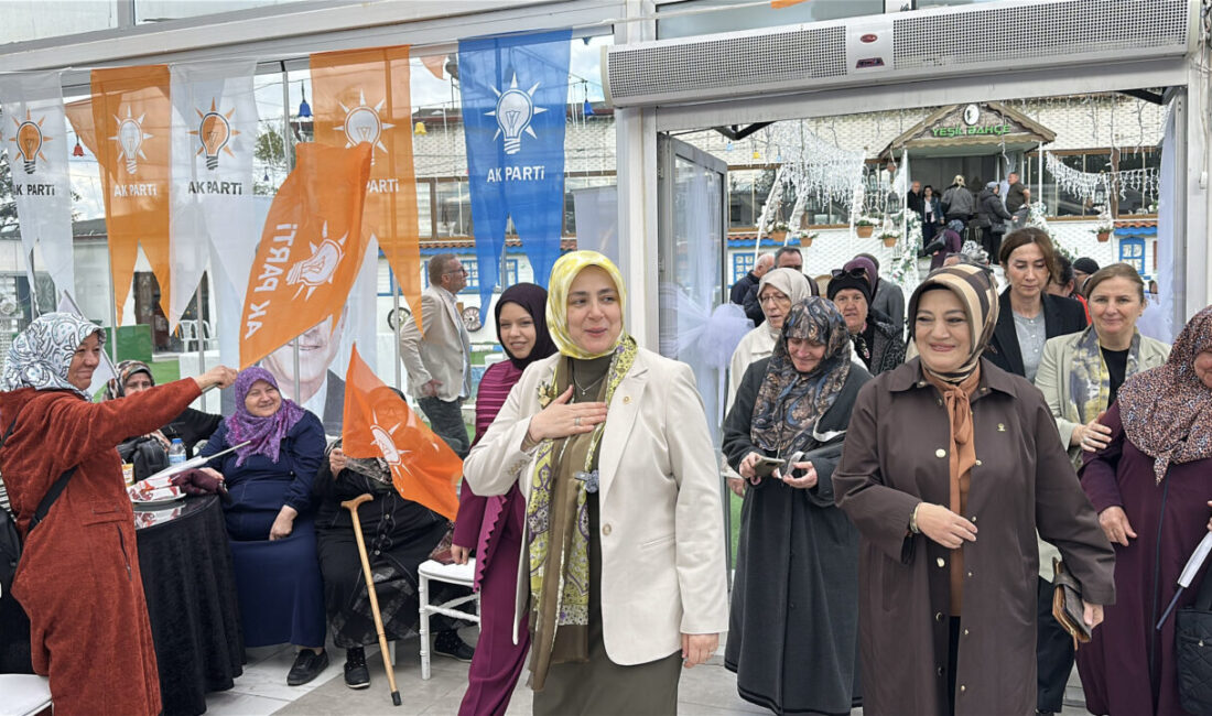 AK Parti’li Ercan, Kütahya’da kadınlarla bir araya geldi Oğuzhan KILIÇ/ KÜTAHYA, – AK Parti Genel Merkez Kadın Kolları
