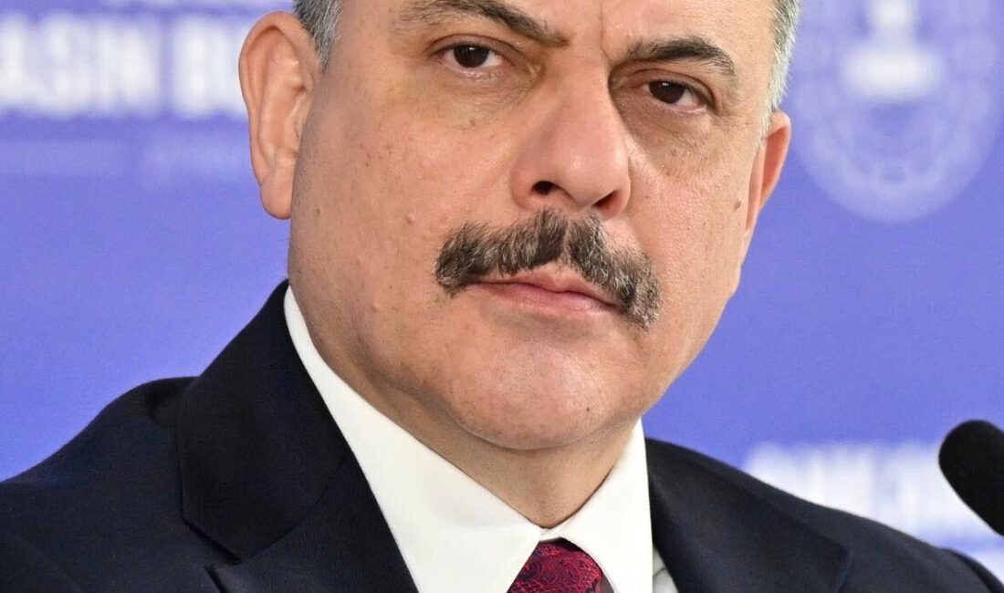 Bakan Çiftçi’den ‘CHP’nin tahliyesi’ ile ilgili açıklama: Davalı ve davacı taraflar anlaşamadı ANKARA, – İÇİŞLERİ Bakanı Mustafa Çiftçi, CHP Genel Merkezi’nin tahliyesine