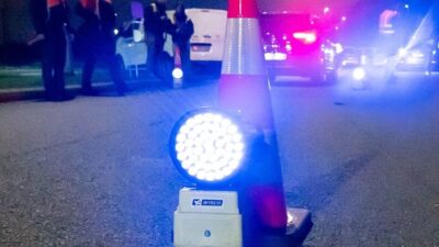 BELÇİKA, – BELÇİKA’nın Buggenhout kentinde tren ile okul servisinin çarpıştığı