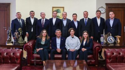 Ayşenur DEMİRTAŞ/ANKARA, – CHP’li Büyükşehir Belediye başkanları, yaptıkları ortak açıklama