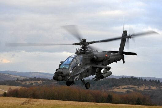 ABD ordusuna ait helikopter Hürmüz Boğazı yakınlarında düştü ABD, – ABD ordusuna ait ‘Apache’ tipi helikopterin Hürmüz Boğazı
