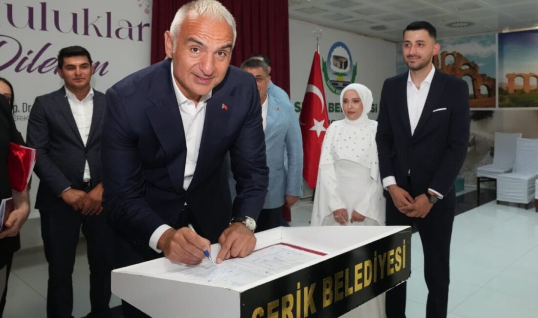 ANKARA, – KÜLTÜR ve Turizm Bakanı Mehmet Nuri Ersoy, AK