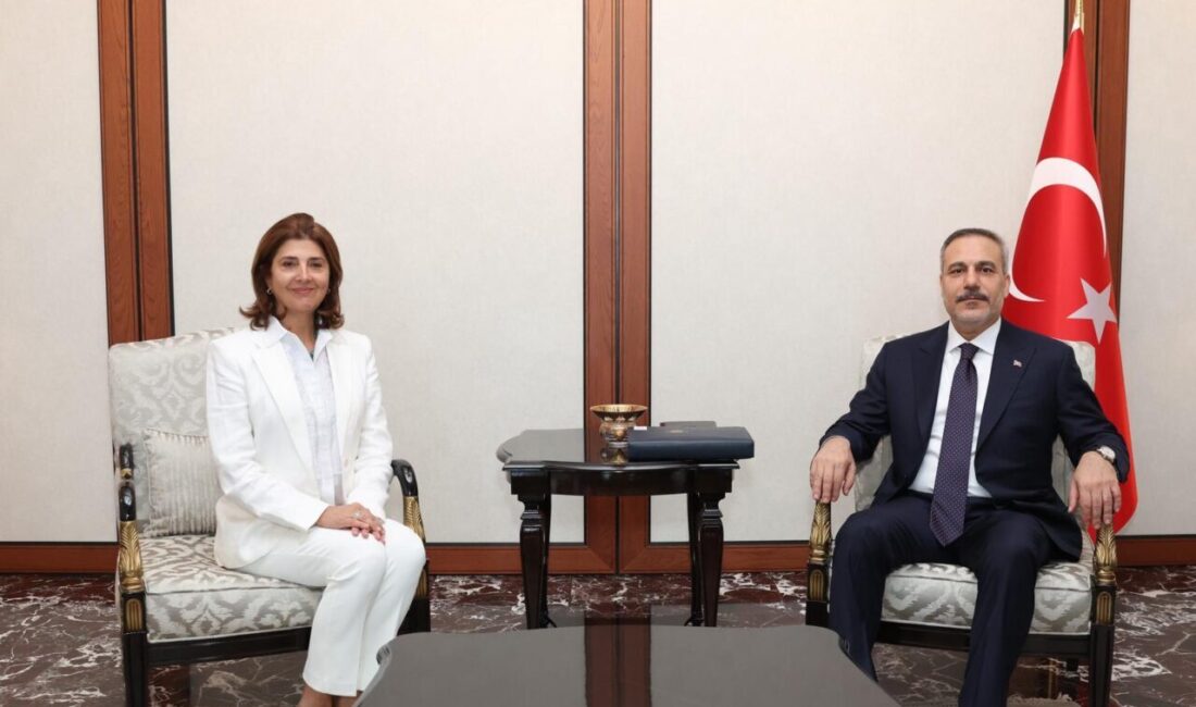 Bakan Fidan, BM Genel Sekreterinin Kıbrıs konusundaki şahsi temsilcisi Holguin’i kabul etti ANKARA, – DIŞİŞLERİ Bakanı Hakan Fidan, BM Genel Sekreteri Antonio
