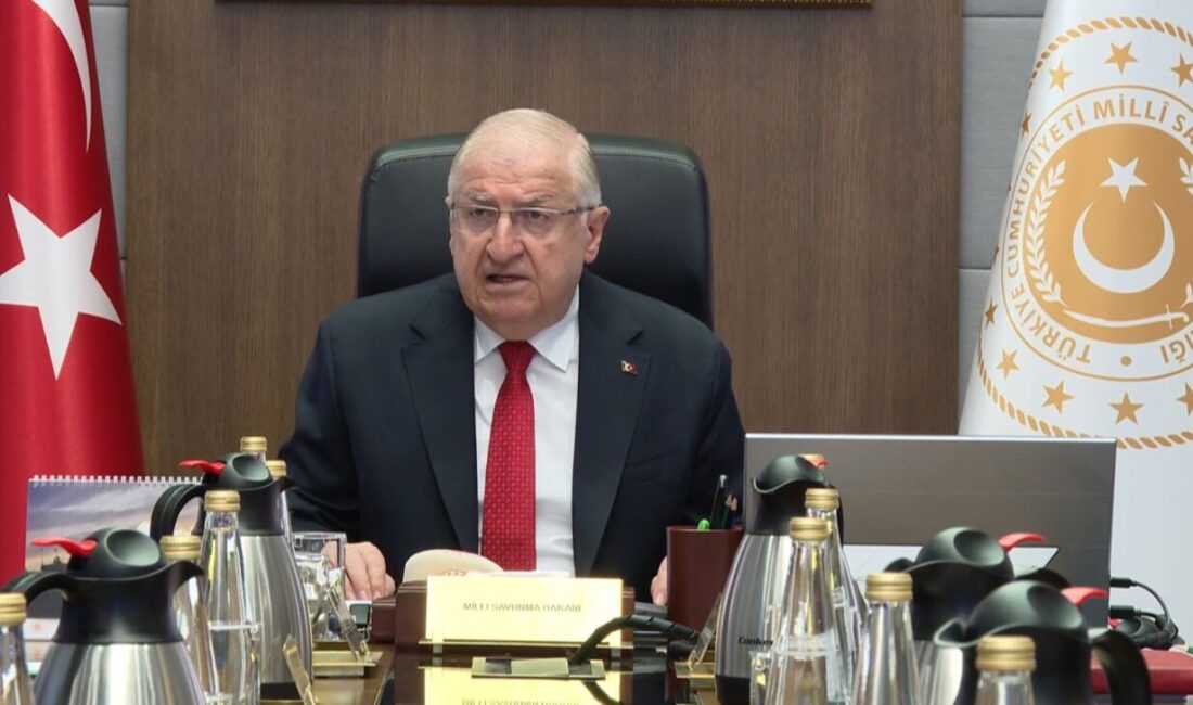 BAKAN GÜLER: HAVA KUVVETLERİMİZİ MODERN HAVA TEKNOLOJİLERİYLE DONATMAYA DEVAM EDİYORUZ