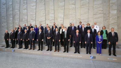 BELÇİKA, – MİLLİ Savunma Bakanı Yaşar Güler, NATO Savunma Bakanları