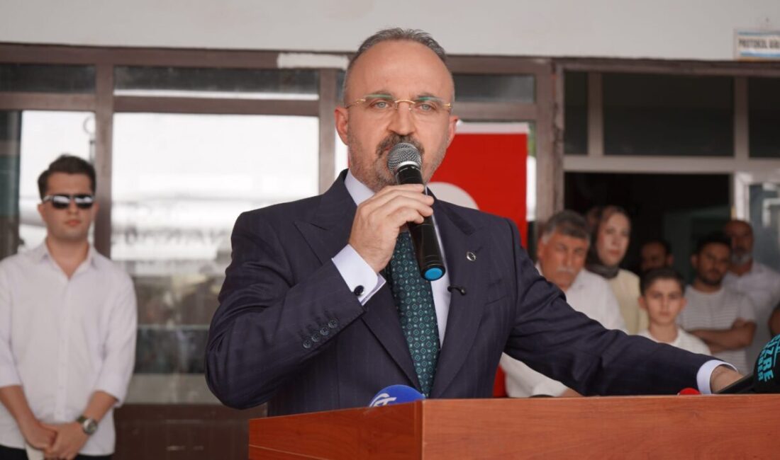 Bakan Yardımcısı Turan: Bir daha yanlış yapılırsa hiç kimse masaya oturmaz Sekvan KÜDEN/ŞIRNAK, – İÇİŞLERİ Bakan Yardımcısı Bülent Turan, ‘Terörsüz Türkiye’