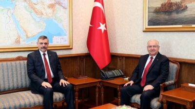 ANKARA, – MİLLİ Savunma Bakanı Yaşar Güler ve İçişleri Bakanı