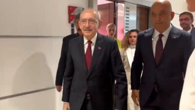 ‘UMARIM, HEP BERABER’ CHP Genel Başkanı Kemal Kılıçdaroğlu, toplantının açılışını