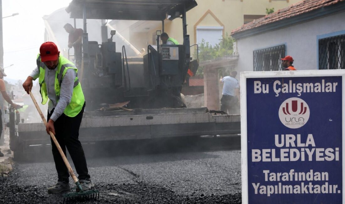 İzmir’in Urla ilçesine 150 milyon TL’lik asfalt yatırımı İZMİR, – URLA Belediyesi, belediye yol yenileme çalışmaları kapsamında 150