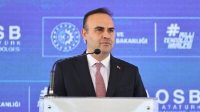 ANKARA, – SANAYİ ve Teknoloji Bakanı Mehmet Fatih Kacır, KOBİ’lerin