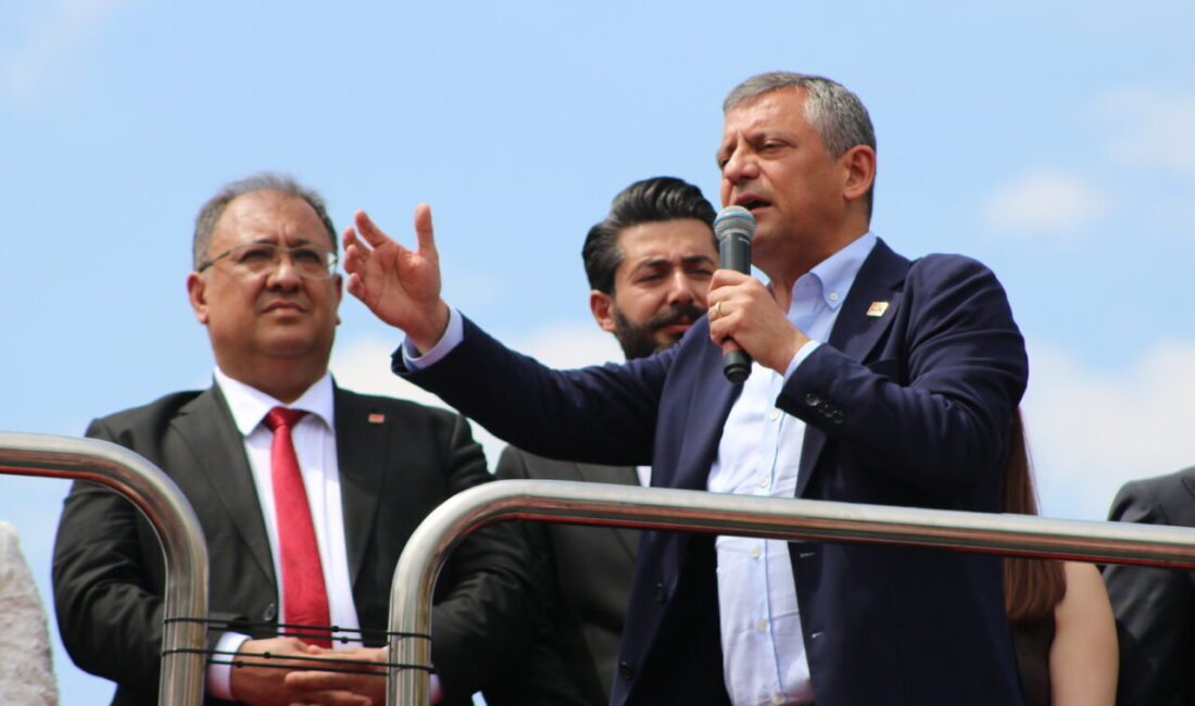 ‘BENİ SEVEN YARIN SANDIĞA GİDECEK’ CHP Meclis Grup Başkanı Özgür