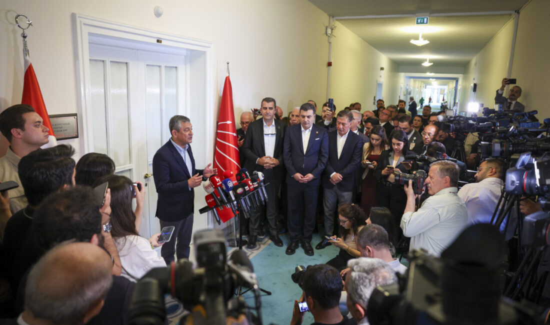 Özgür Özel: Yarın benim konuşacağım grup toplantısı yapılacak Aliekber METE-Muhammet BAYRAM/ANKARA, – CHP Grup Başkanı Özgür Özel, “Biz