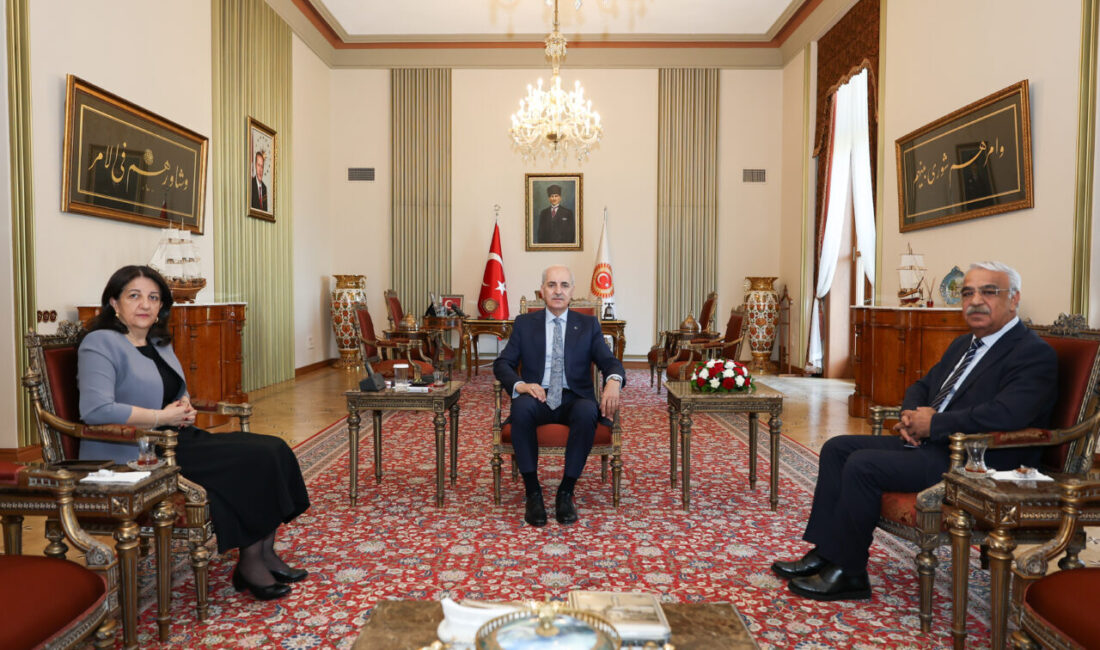 TBMM Başkanı Kurtulmuş, DEM Parti İmralı heyetini kabul etti Aliekber METE/ANKARA, – TBMM Başkanı Numan Kurtulmuş, DEM Parti İmralı