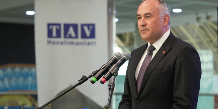 TAV Havalimanları İzmir’de 20’nci yılını kutluyor 1 TAV Havalimanları İzmir’de 20’nci yılını kutluyor